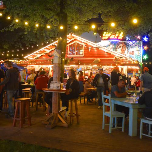 Mystery Cowboy bij het Wilde Westen terras