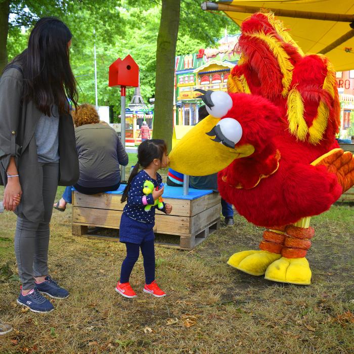 Larie gaat op vakantie en neemt mee... NIETS